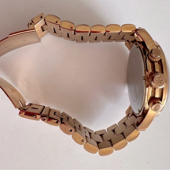 Michael Kors Rose Gold-Tone Watch MK8096 - Picture 9 of 12